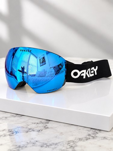 Oakley flight deck snow - oakley, l